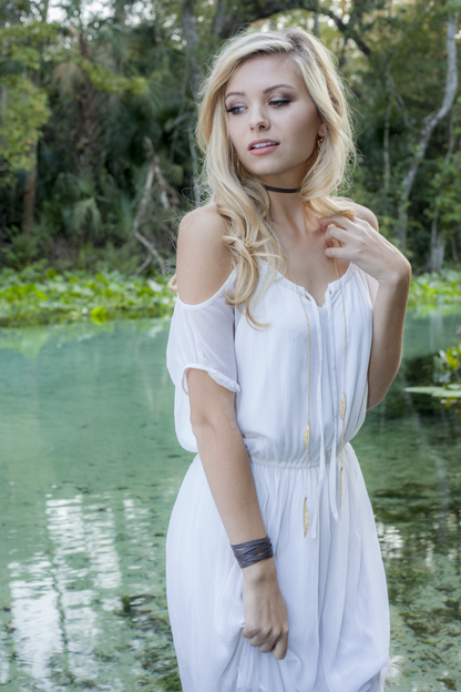 Feather Lariat Necklace in Matte Gold